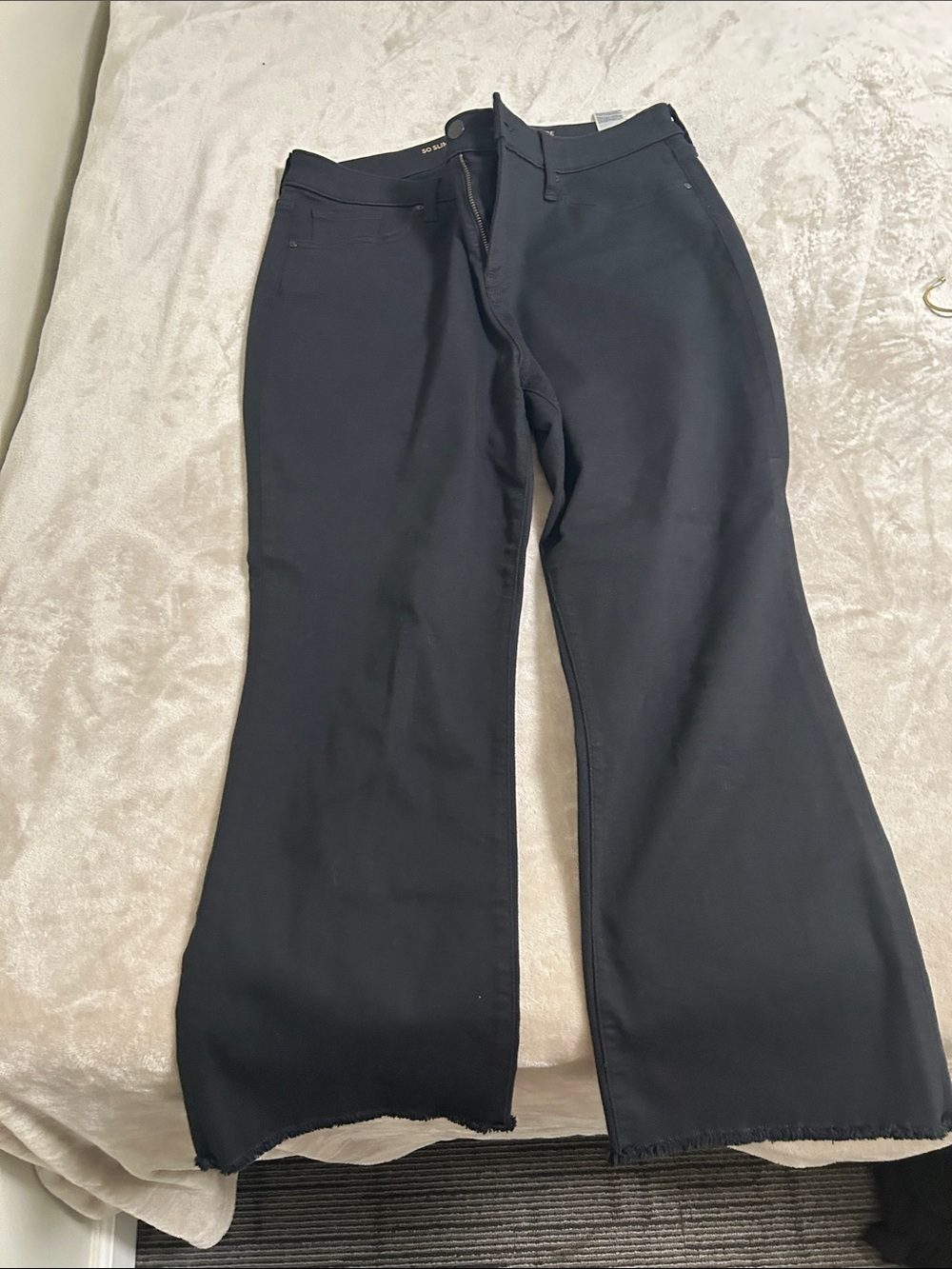 Chico's black so slimming girlfriend kick flare
